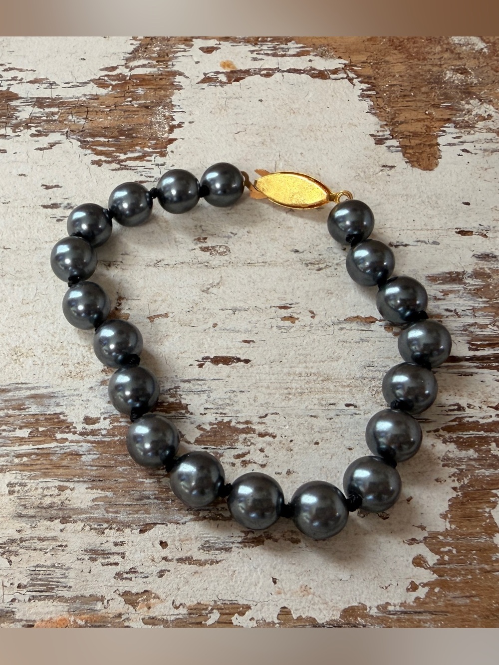 Dark Gray Faux Pearl Bead Bracelet (B2)